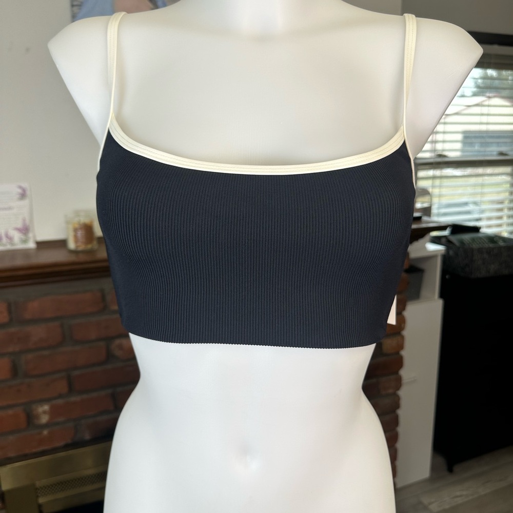 L*Space Ribbed Swim Top -med